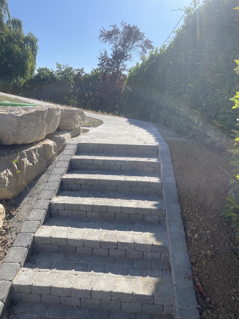 Escalier en pavés gris Louhans 71